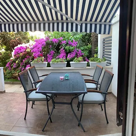 Garden Διαμέρισμα