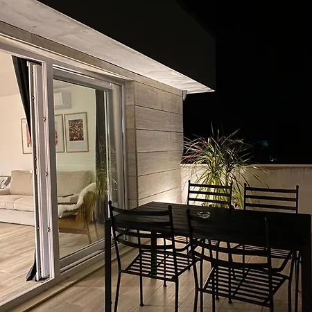 Garden Apartment